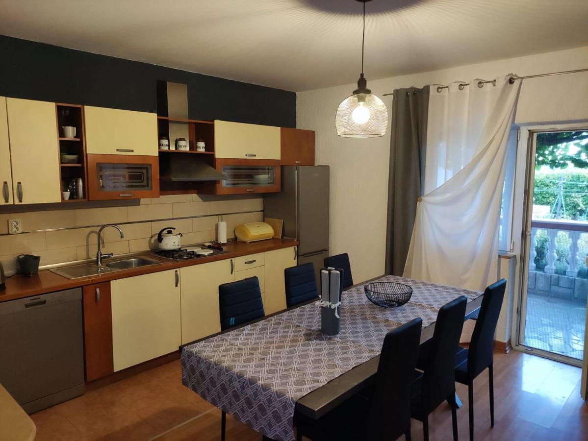 Apartment Cengo Kaštela Exteriör bild