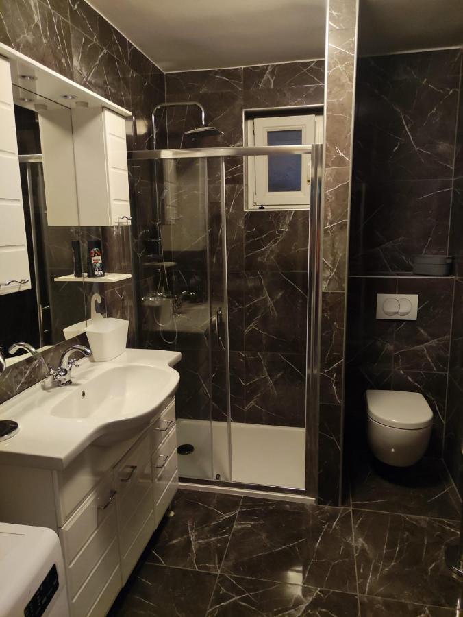 Apartment Cengo Kaštela Exteriör bild