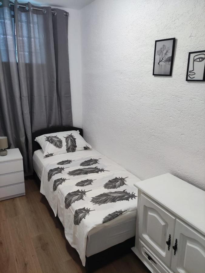 Apartment Cengo Kaštela Exteriör bild
